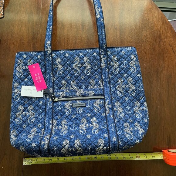 Vera Bradley - Seahorse of Course NWT - Picture 1 of 6